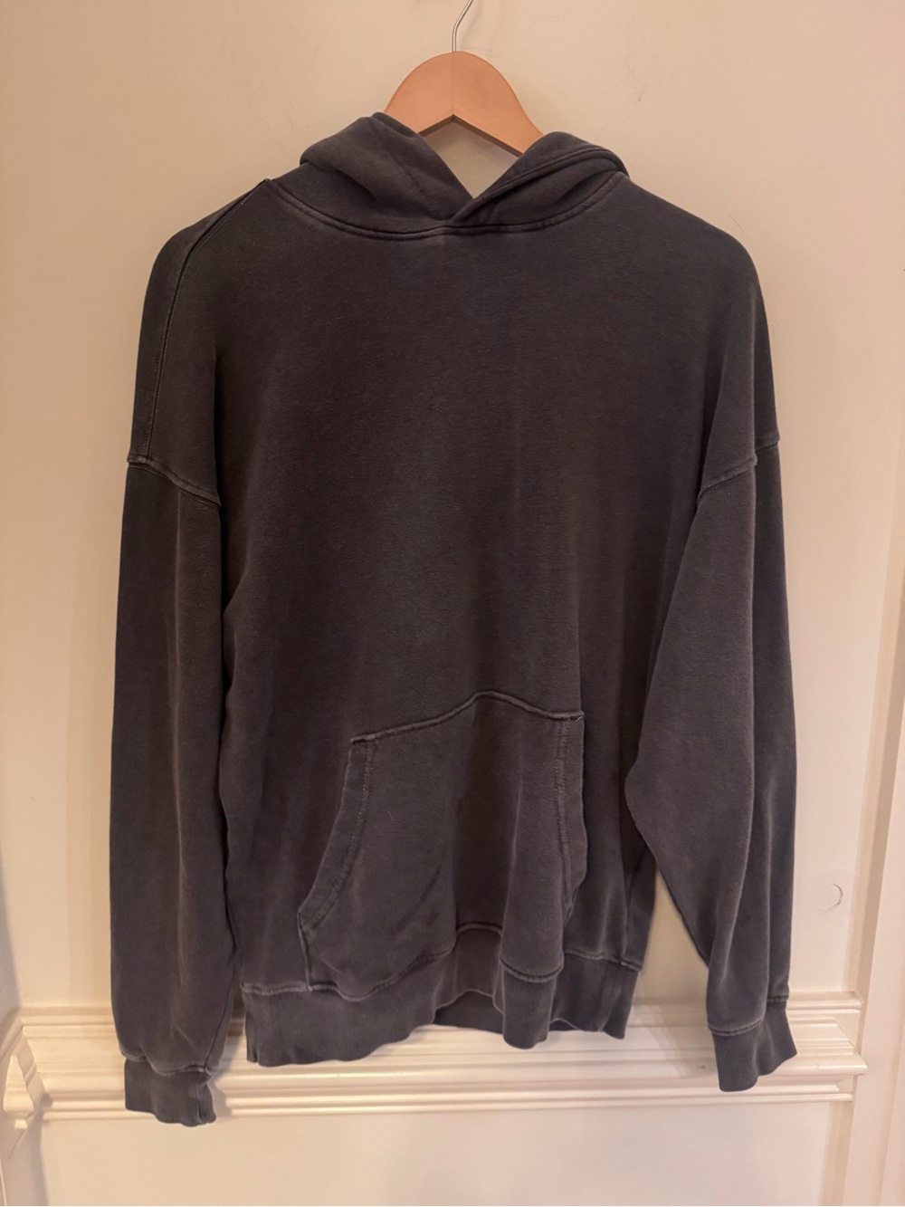 No boundaries Washed Gray Hooded Sweatshirt small